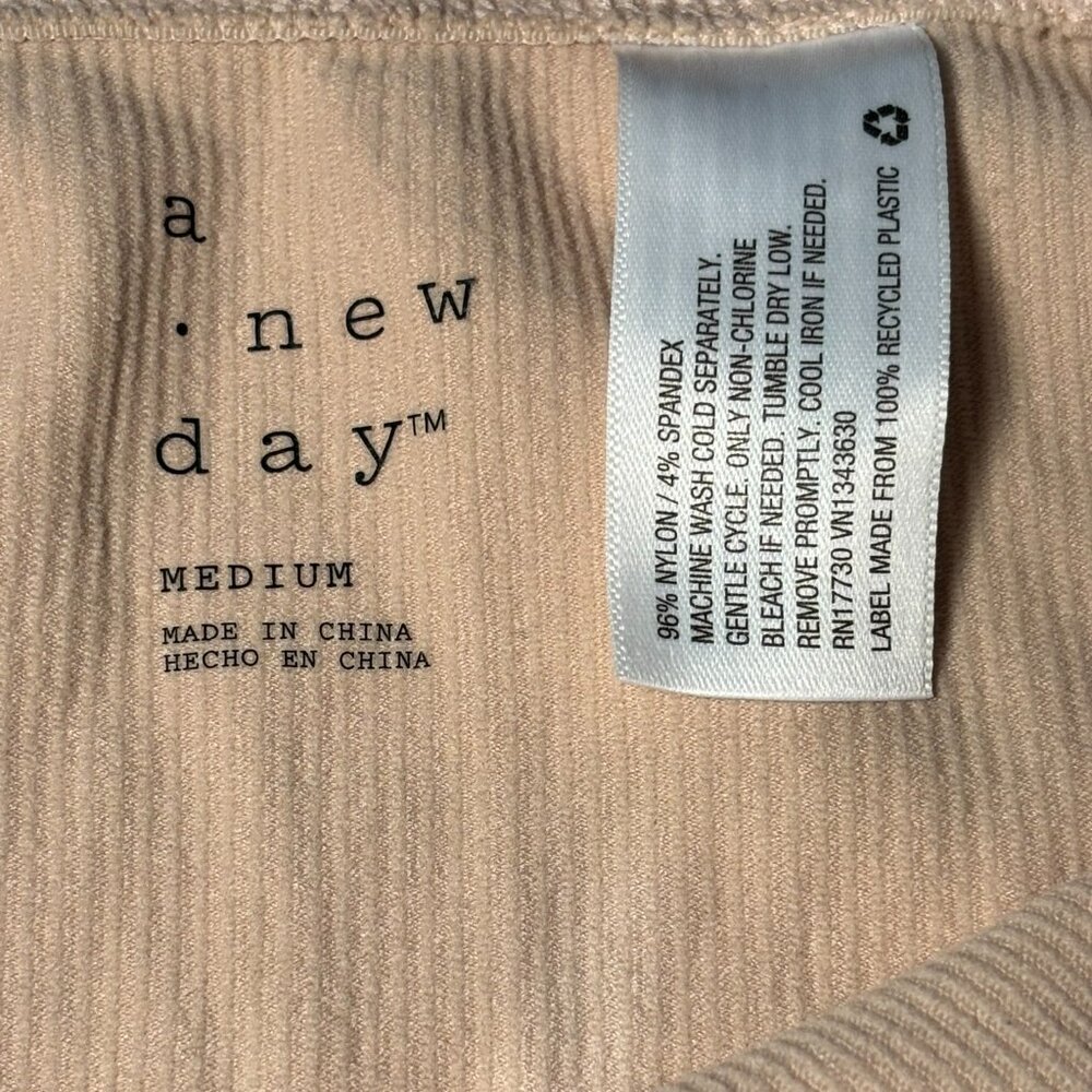 A New Day Crop Top - Picture 4 of 4